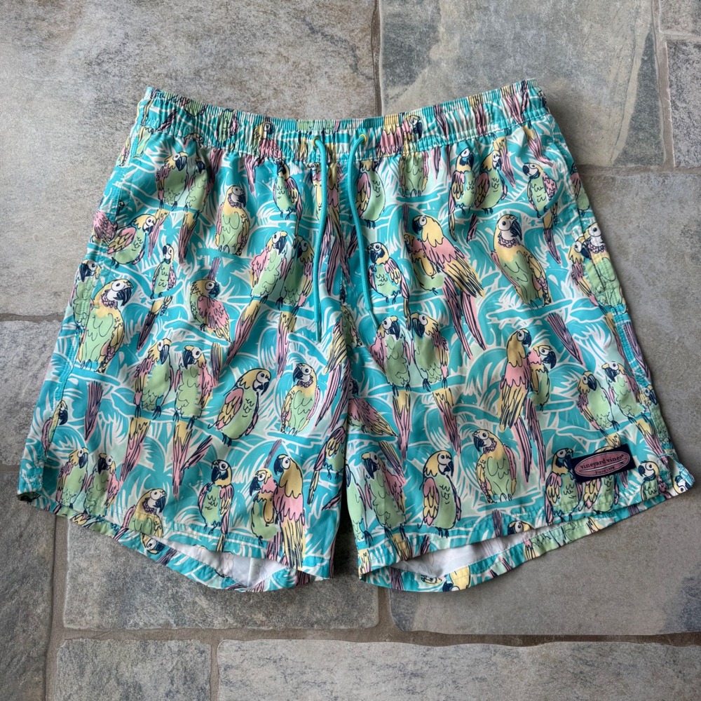 Vineyard Vines Men's Swim Trunks Size Large Parrot Print Board Shorts 3 Pockets‎